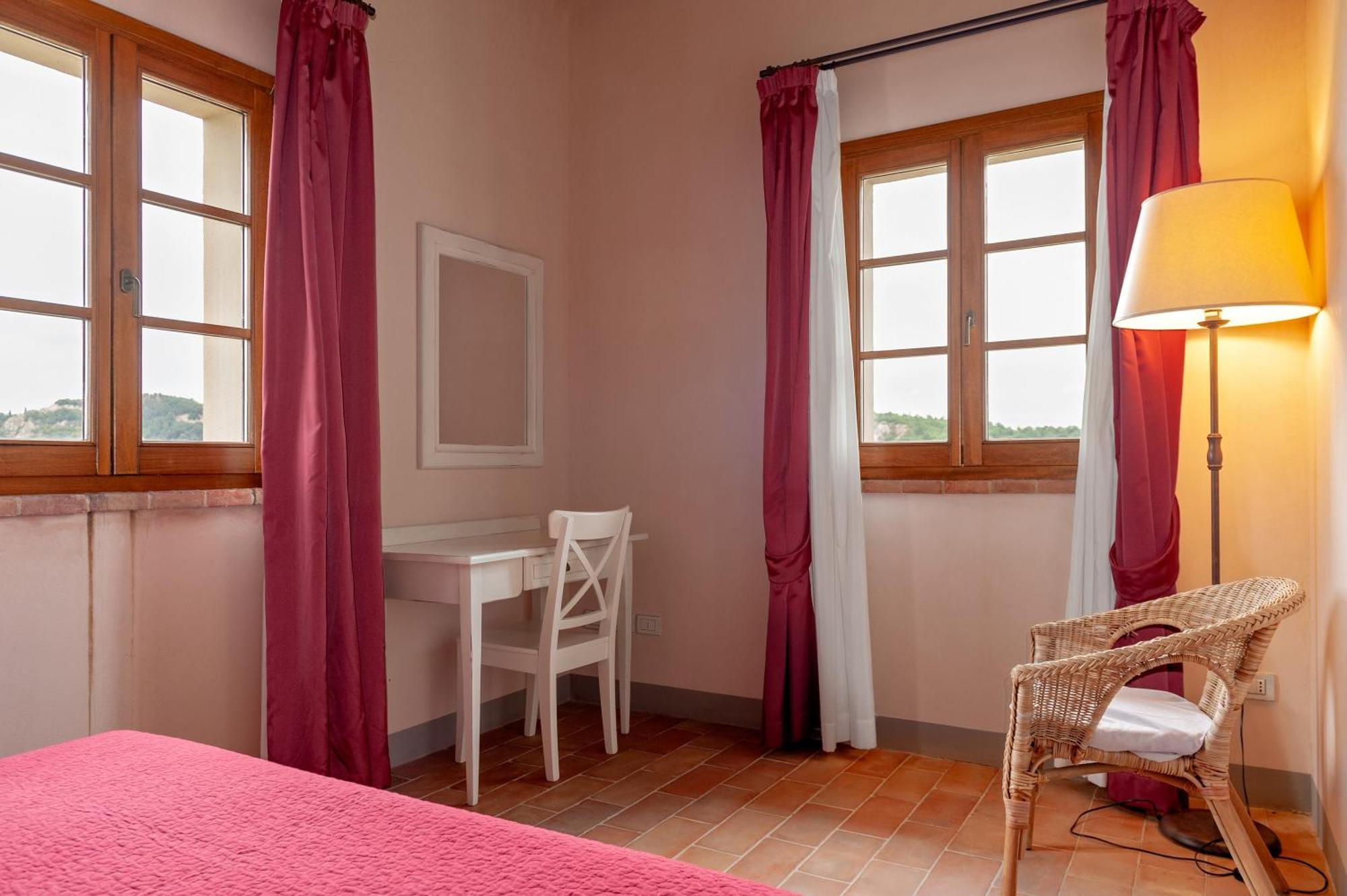 Il Borgo Delle Ville Palaia Exteriér fotografie